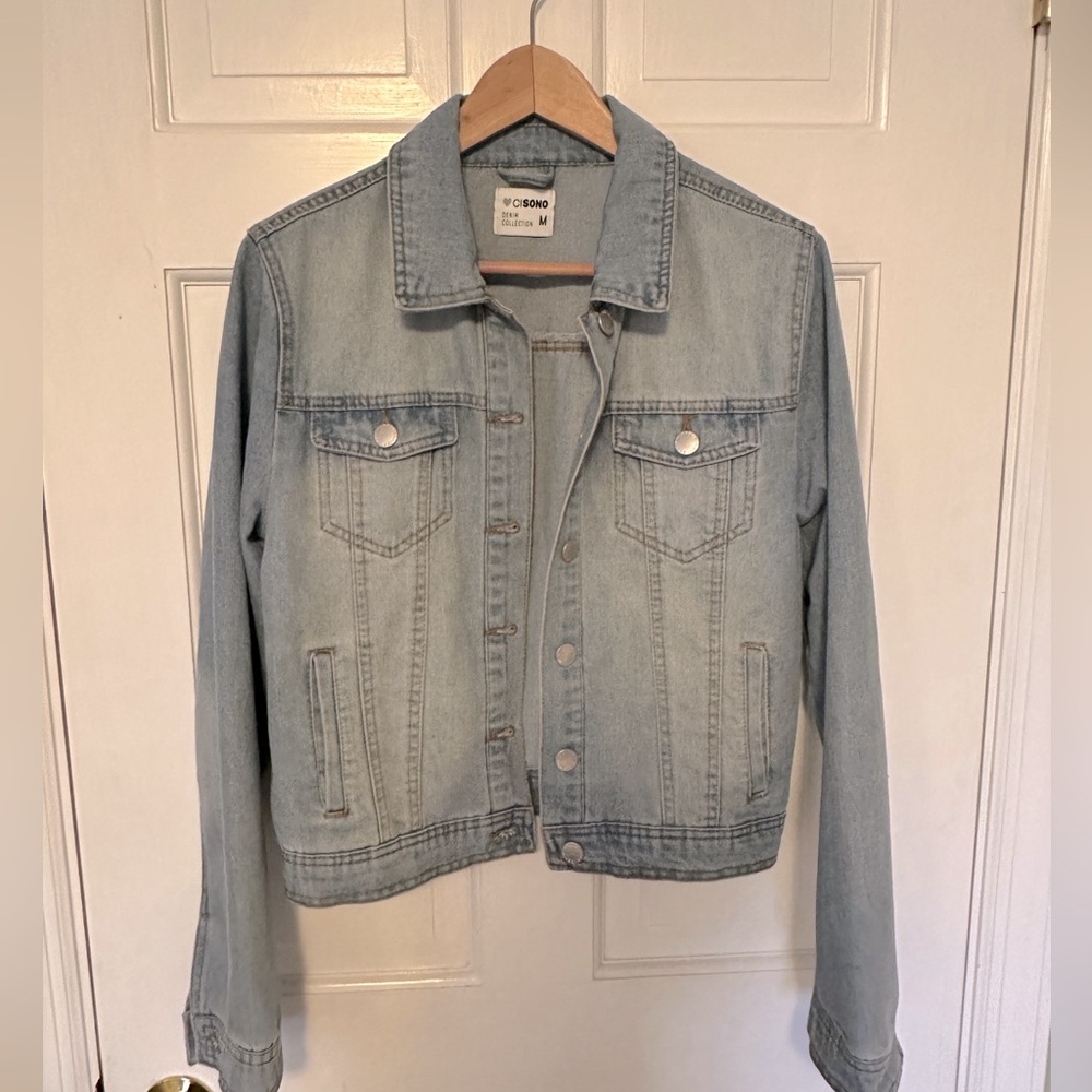 Women’s Denim Jean Jacket (TJMaxx Brand) Size M EUC!